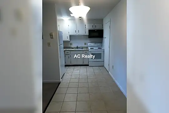 216 Revere Beach Pkwy Photo 2