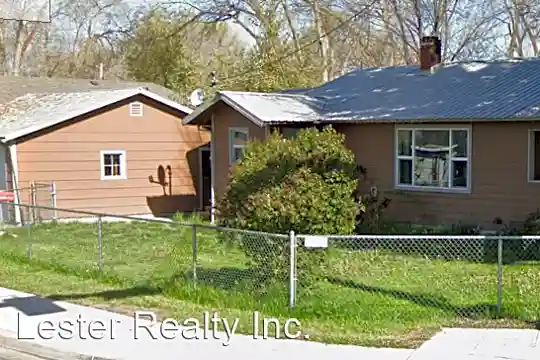 3756 Altamont Dr Photo 1