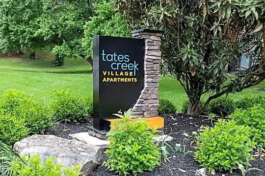 Tates Creek Village Photo 1