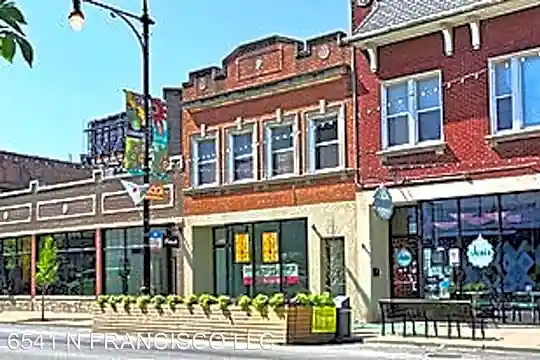 4030-34 N. Milwaukee Ave. Photo 2