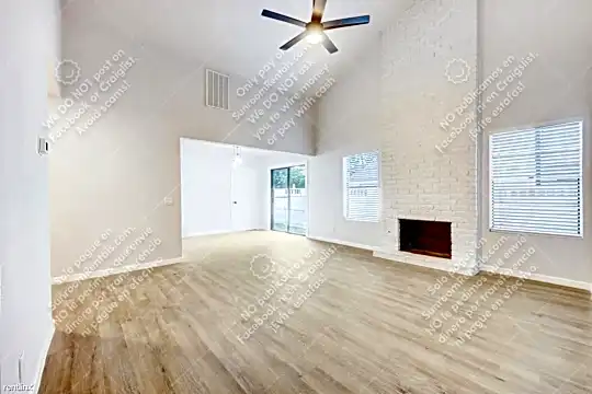 5209 Purple Sage Dr Photo 2