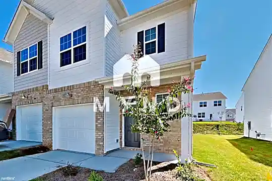152 Eagle Chase Dr Photo 1