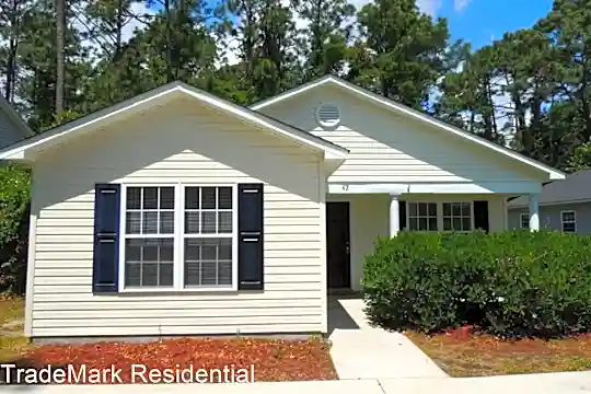 42 Hillsdale Dr Photo 1