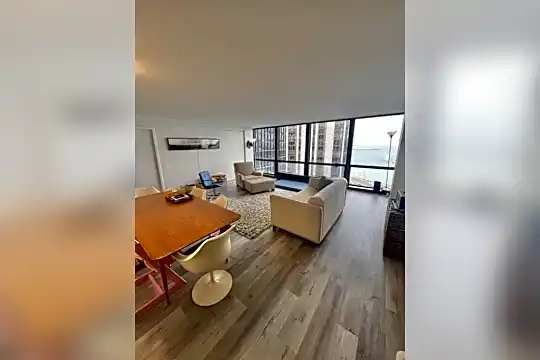 900 N Lake Shore Dr #1409 Photo 2