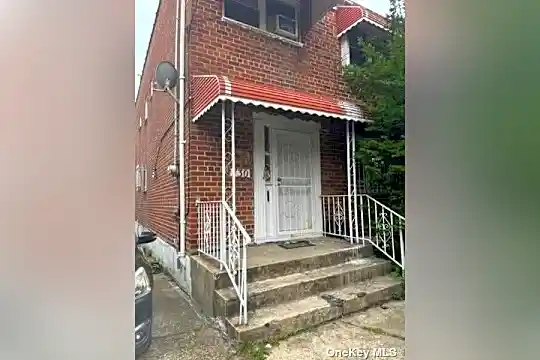 730 Warwick St #1FL Photo 1