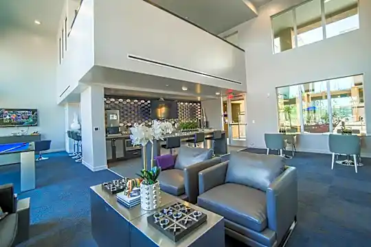 Cortland Bitmore Place Photo 2