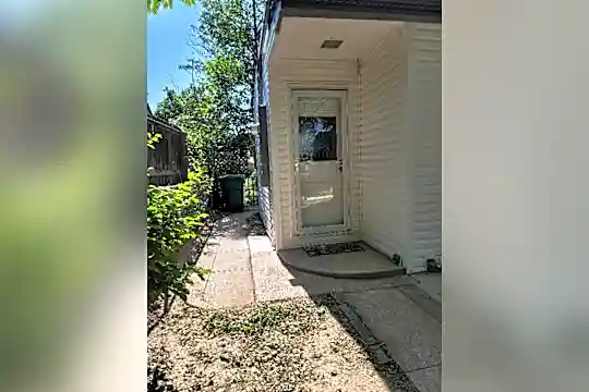 1240 Elmira St Photo 1