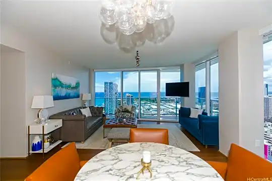 888 Kapiolani Blvd #3409 Photo 2