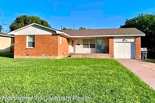 3830 NW Dearborn Ave Photo 1