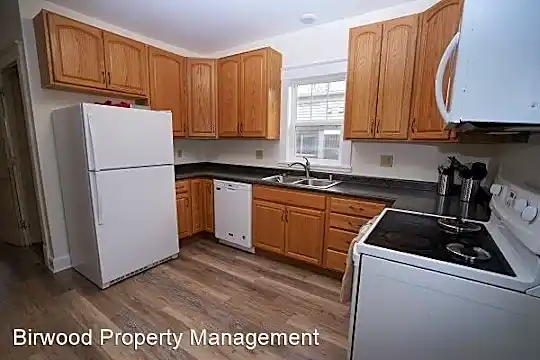 116 S Orchard St Photo 2