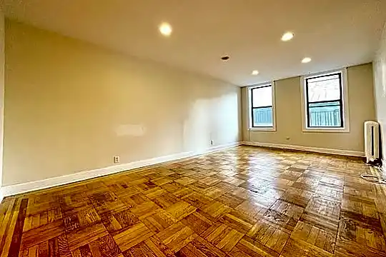 11 Dongan Pl Photo 1
