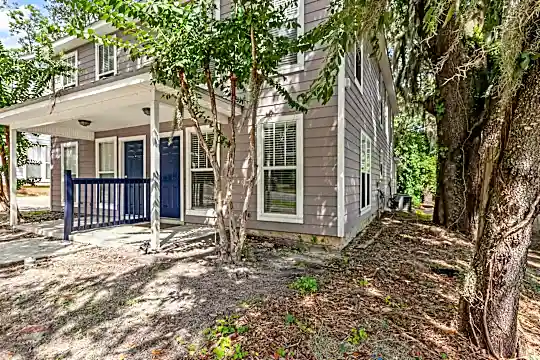 1233 N Bronough St #2 Photo 2