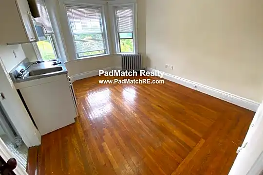 27 Park Dr Photo 1