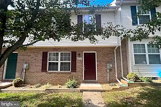 406 Ridgefield Ave Photo 1