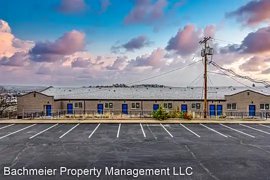 Stone Ridge Apartments Photo 1