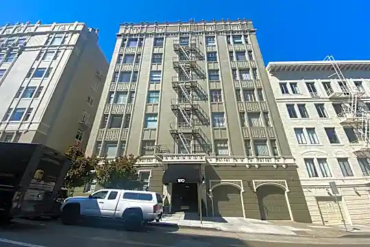 1870 Jackson St Photo 1
