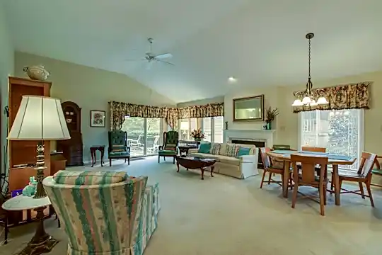124 Agoli Way Photo 2