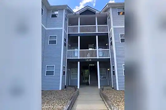 1120 Carlton Ave Photo 2