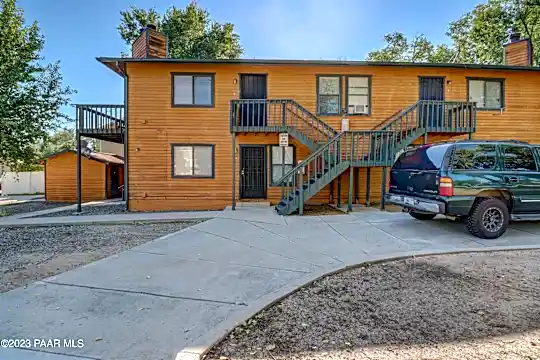 149 S Virginia St #7 Photo 1