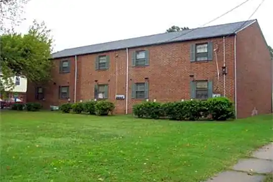 3201 Chamberlayne Ave Photo 1