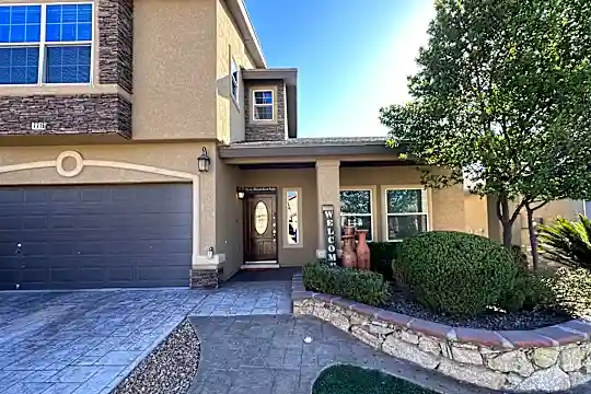 7716 Bartlett Landing Court Photo 2