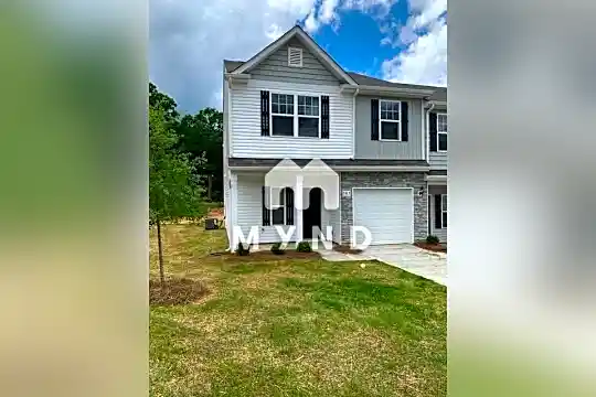 4328 Chapman Woods Ct Photo 1