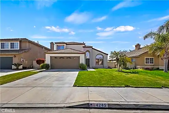 4245 Hidatsa St Photo 2