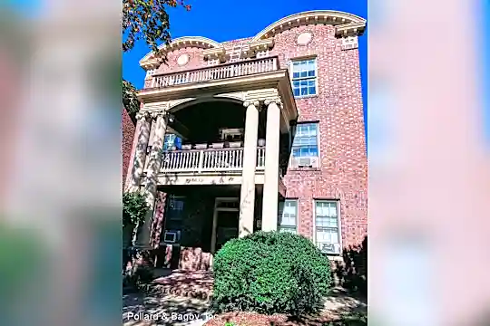 2710 W Grace St Photo 1