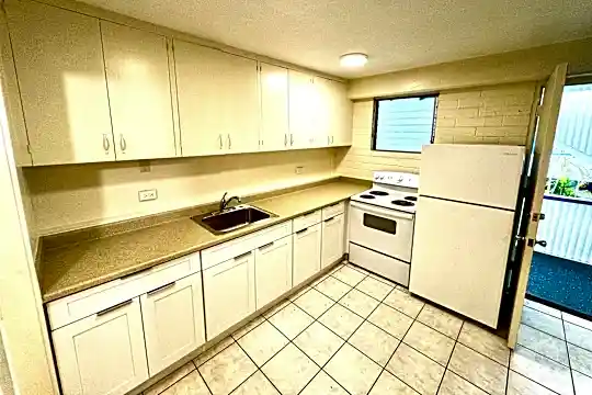 410 N?hua St Photo 1