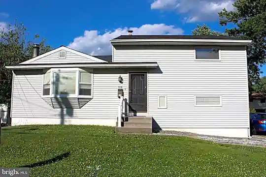118 Somerset Rd Photo 1