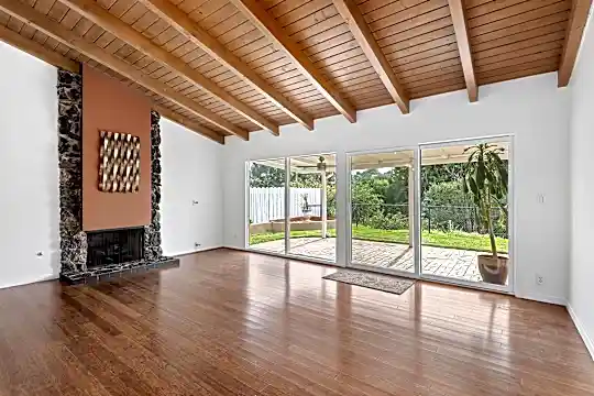 2-web-or-mls-02 - Living Room.jpg