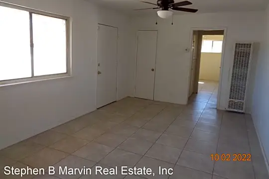 15243 Shirley St Photo 2