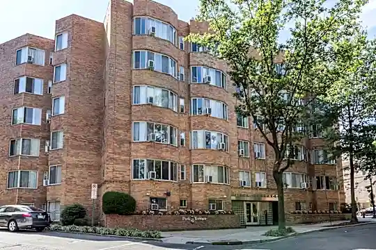 Park Terrace Photo 2