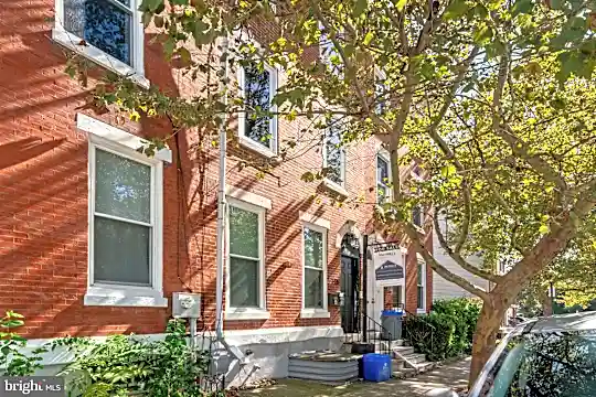 1415 N Bouvier St #1 Photo 1