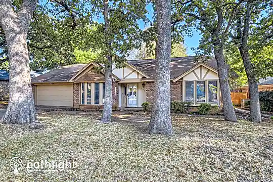 736 Highland Crest Dr Photo 1
