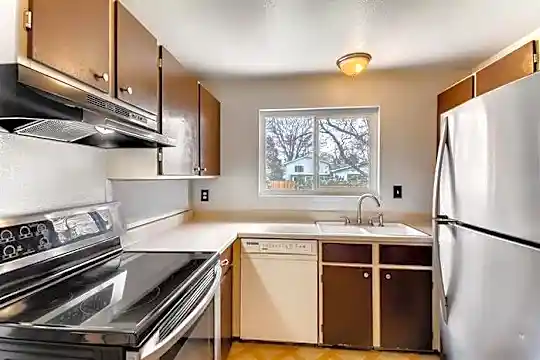 11756 St Paul St Photo 2