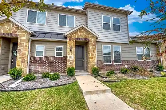 2454 Freshwater Ln Photo 2