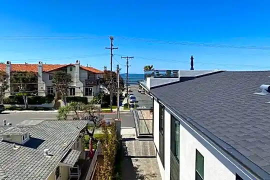 3450 Garfield St Photo 1