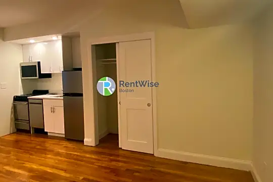 4 Jersey St, Boston, MA 02215 - Apartment for Rent in Boston, MA