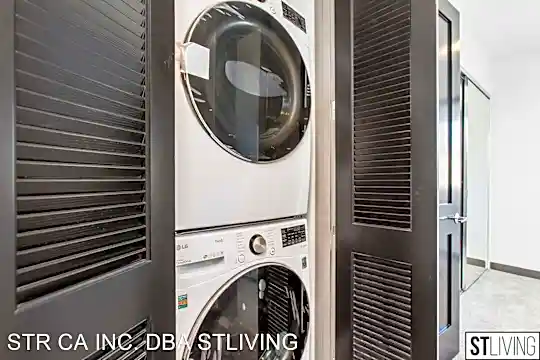 Elevate Your Lifestyle with ST Living at 3617 Venice Blvd! Photo 2
