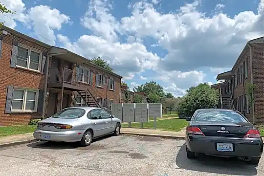 Circle View Apartments Photo 1
