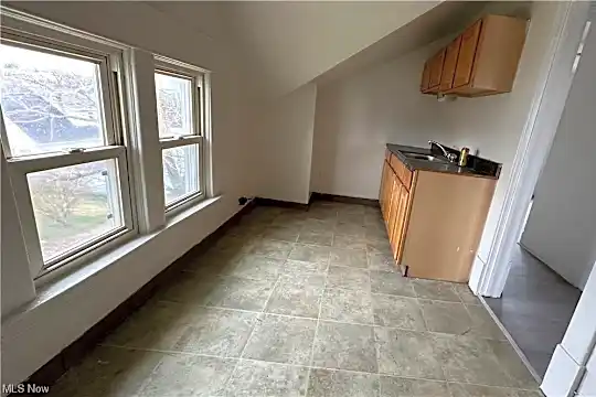 2526 Sunset Blvd #2 Photo 2