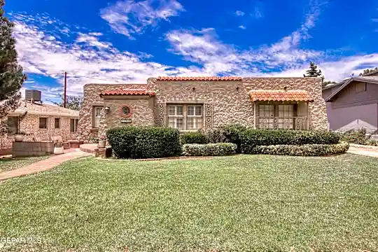 1109 Madeline Dr Photo 1