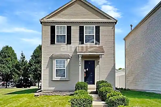 2046 Middlebury Drive Photo 1