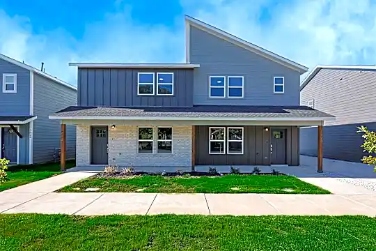 5822 Grayson St Photo 1