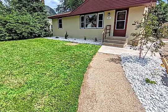 1410 Albemarle St Photo 1