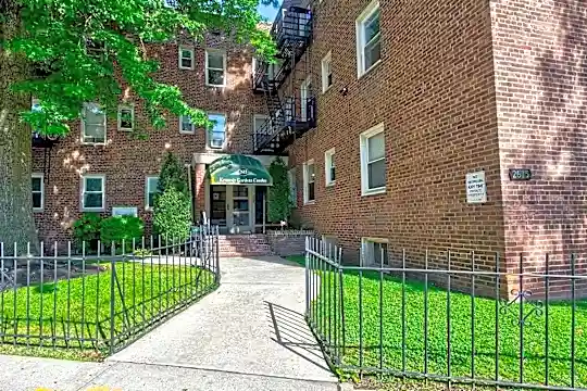 2615 John F. Kennedy Blvd #308 Photo 1