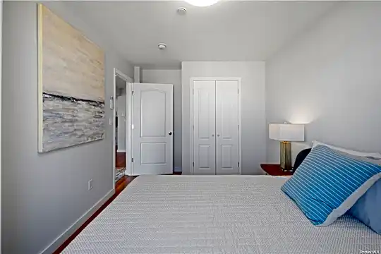 3031 Brighton 5th St #3D Photo 2