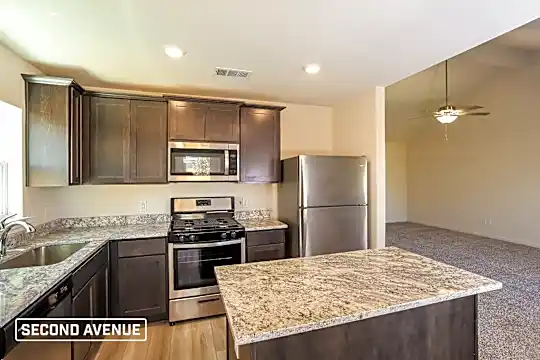 9721 Dan Meyer Dr Photo 2