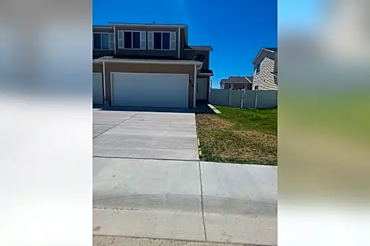 2720 Bastion Dr Photo 1